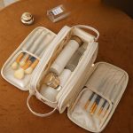 Three-layer Double Zipper U-shaped Design Cosmetic Bag Fashion High Capacity Make Up Bags Portable Pu Leather Storage Bag For Skin Care Products - Image 4