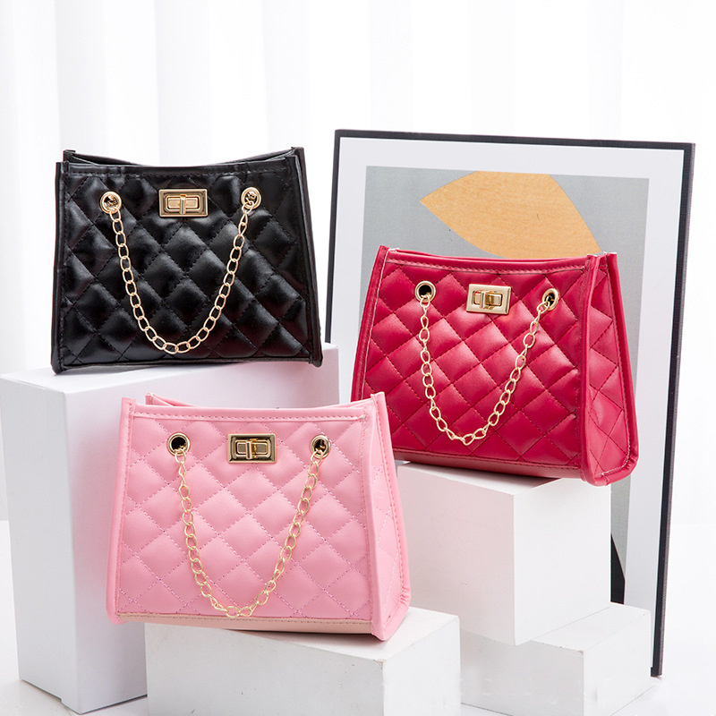 d3d0353d-4ef0-4e69-a0e4-ba555cc615cc.jpg Mini Chain Shoulder Bags Rhombus Sewing Small Square Bags For Women - Image 1