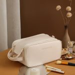 Three-layer Double Zipper U-shaped Design Cosmetic Bag Fashion High Capacity Make Up Bags Portable Pu Leather Storage Bag For Skin Care Products - Image 3