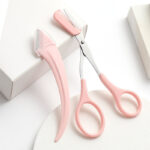 Eyebrow Trimming Knife With Comb Curved Moon Small Beauty Supplies Gadgets - Image 3
